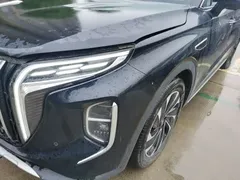 2024 Hongqi HS7 2.0T PHEV 4WD 6, чёрный — фото 24
