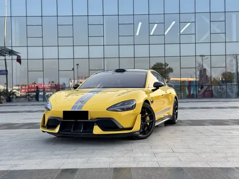 2025 Xiaomi SU7 Ultra Ultra