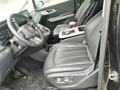 2024 Hongqi HQ9 2.0T PHEV 4WD Business — фото 15