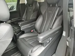 2024 Hongqi HQ9 2.0T PHEV 4WD Business — фото 17