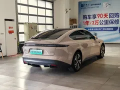 2022 Nio ET5 75kWh — фото 9