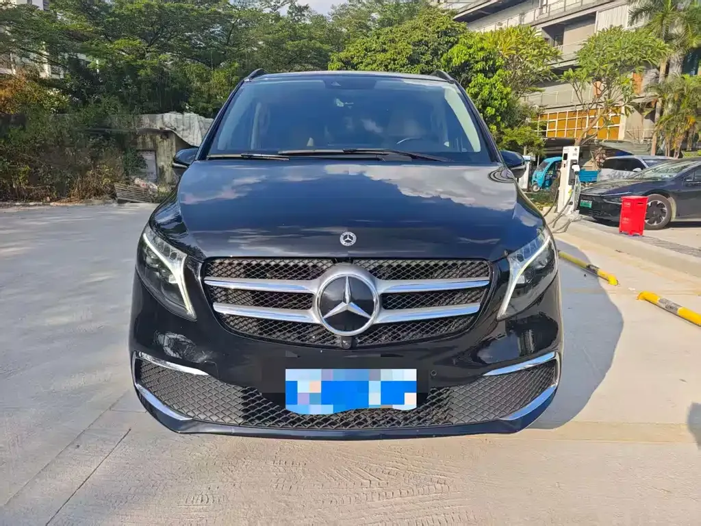 2022 Mercedes-Benz V-Class V 260 L Long Wheelbase Premium