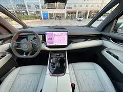 2024 Zeekr 009 6-Seat Executive 4WD 108kWh, синий — фото 11