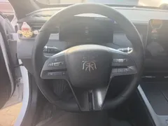 2025 BYD Qin PLUS DM-i PHEV Smart Driving 55km Leading, белый — фото 6