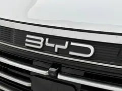 2022 BYD Destroyer 05 DM-i PHEV 55km Premium, белый — фото 23