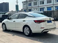 2020 Nissan Sylphy 1.6L XE CVT Comfort, белый — фото 15