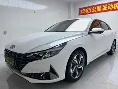 2021 Hyundai Elantra 1.5L CVT Leading GLS, белый — фото 1