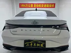 2021 Hyundai Elantra 1.5L CVT Leading GLS, белый — фото 5