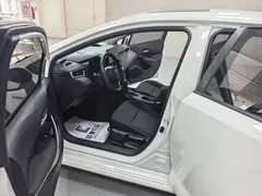 2023 Toyota Corolla 1.8L Hybrid Elite, белый — фото 10