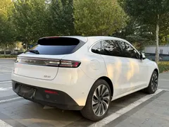 2022 Aito M5 EREV 4WD Ultimate, белый — фото 9