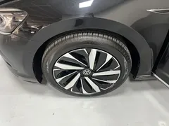2023 Volkswagen Passat 380TSI Luxury, чёрный — фото 18
