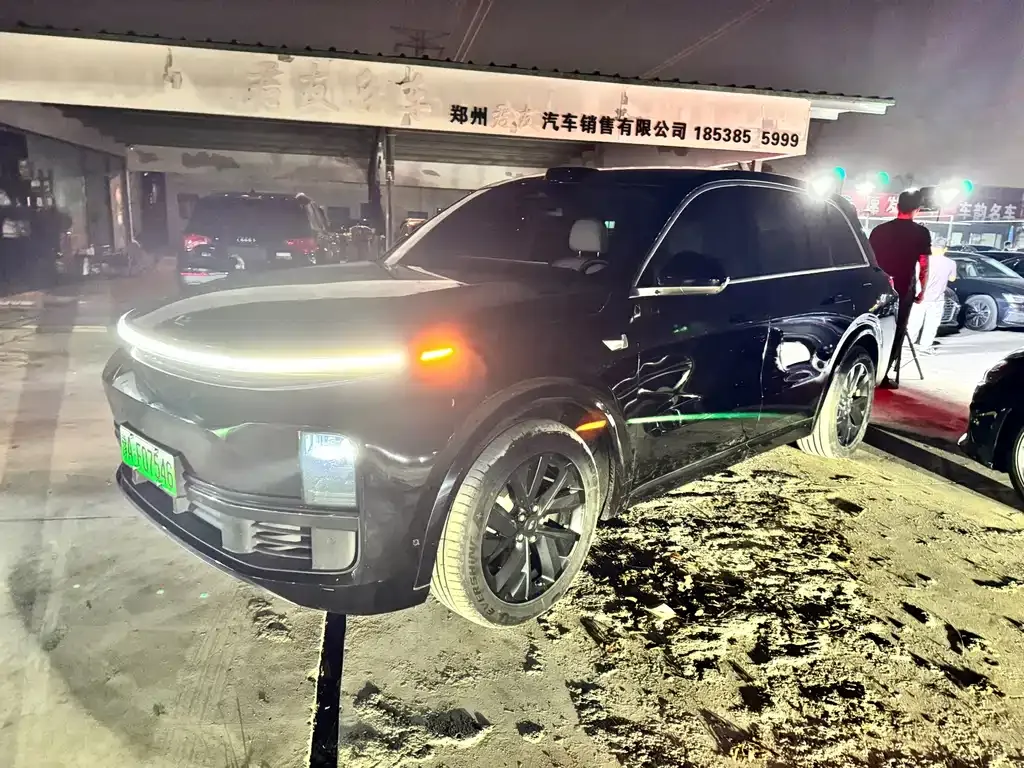 2023 Li Auto L8