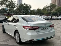 2023 Toyota Camry 2.0G Luxury, белый — фото 8