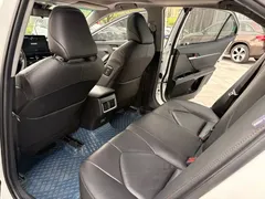 2023 Toyota Camry 2.0G Luxury, белый — фото 20