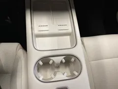 2025 Li Auto i6 2WD Standard, белый — фото 19