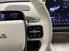 2025 Li Auto i6 2WD Standard, белый — фото 20