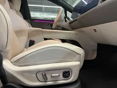 2025 Li Auto i6 2WD Standard, белый — фото 29