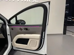 2025 Li Auto i6 2WD Standard, белый — фото 30
