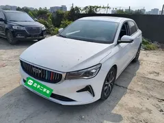 2022 Geely Emgrand 4th Gen 1.5L CVT Premium, белый — фото 1