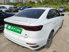 2022 Geely Emgrand 4th Gen 1.5L CVT Premium, белый — фото 7