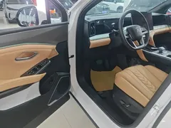 2025 BYD Song L PHEV Smart Driving 112km Exceed, белый — фото 16