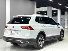 2023 Volkswagen Tiguan L 280TSI AT 2WD Limited Edition, белый — фото 16