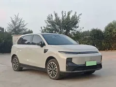 2025 Leapmotor B10 510 Enjoy — фото 3