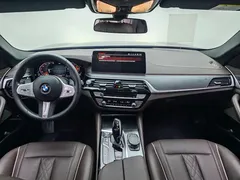 2023 BMW 5 Series 530Li Leading M Sport Package, чёрный — фото 15