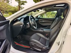 2020 Mazda 3 2.0L AT, белый — фото 4