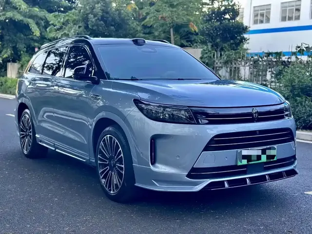 2024 Aito M7 1.5T Smart Driving 4WD Max 5-seat
