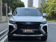 2022 Geely Atlas 1.8T DCT Smart, белый — фото 2