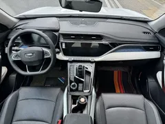 2022 Geely Atlas 1.8T DCT Smart, белый — фото 11