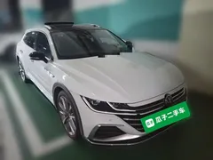 2023 Volkswagen CC Shooting Brake 380TSI, белый — фото 3