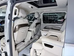 2022 Mercedes-Benz V-Class V 260 Premium — фото 6