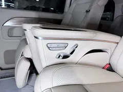 2022 Mercedes-Benz V-Class V 260 Premium — фото 7