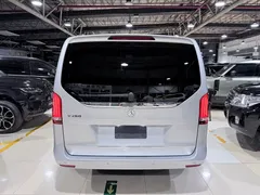 2022 Mercedes-Benz V-Class V 260 Premium — фото 13
