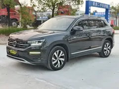 2020 Volkswagen Tayron 330TSI 2WD Luxury Smart Connect Pro, чёрный — фото 1