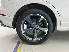 2021 Audi Q3 35 TFSI Fashion Sport, белый — фото 6