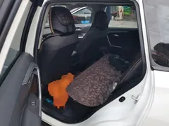 2022 Toyota RAV4 2.0L CVT 2WD Fashion, белый — фото 13