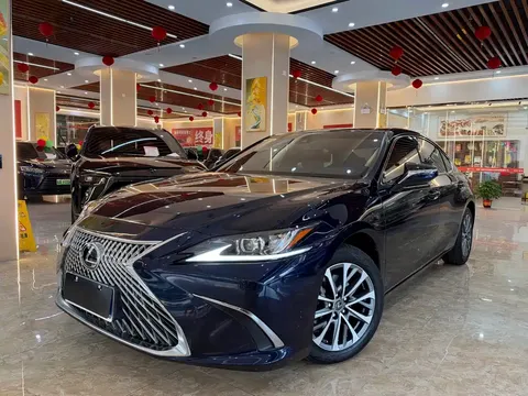 2023 Lexus ES 200 Excellence