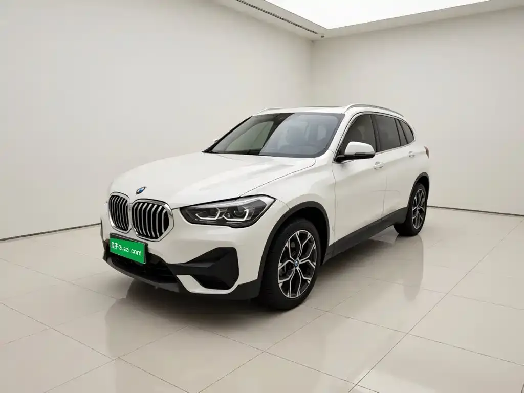 2022 BMW X1