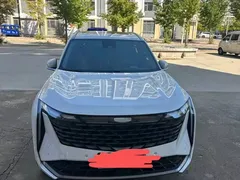 2023 Geely Atlas L 1.5TD DCT Premium, белый — фото 3