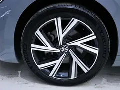 2021 Volkswagen CC 330TSI — фото 11