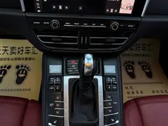 2021 Porsche Macan 2.0T, белый — фото 23