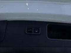 2021 Porsche Macan 2.0T, белый — фото 32