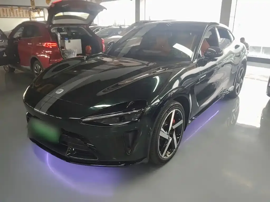 2025 Xiaomi YU7 4WD Max