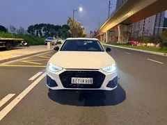 2022 Audi A4L 40 TFSI Luxury Sport, белый — фото 2