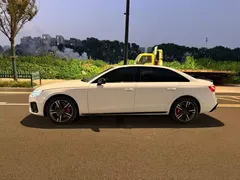 2022 Audi A4L 40 TFSI Luxury Sport, белый — фото 3