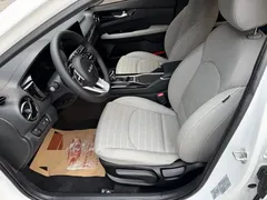 2023 Kia Cerato 1.5L CVT Luxury, белый — фото 9