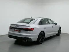 2022 Audi A4L 40 TFSI quattro RS Package — фото 2